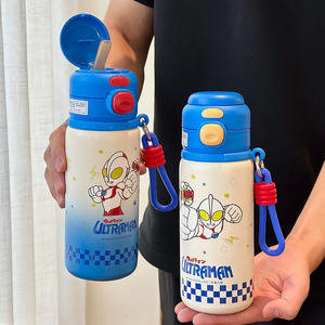 ดิสนีย์ ล็อตโซขวดน้ำเด็ก 500 มล. ฝาปิดแบบพลิกได้ แก้วหลอดดูดแบบพกพาสำหรับเด็กใช้ในโรงเรียน - Product Image 4