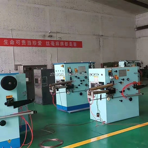 Alta calidad y bajo <span class=keywords><strong>precio</strong></span> 100kva 200kva máquina <span class=keywords><strong>de</strong></span> soldadura <span class=keywords><strong>de</strong></span> soldadores <span class=keywords><strong>de</strong></span> costura <span class=keywords><strong>de</strong></span> lata longitudinal circular - Product Image 2