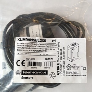 สวิตช์โฟโตอิเล็กทริก Telemecanique รุ่น XUM9ANSBL2X5 12-24V DC สำหรับระบบอัตโนมัติในอุตสาหกรรม IP67 แบบสะท้อนแสง - Product Image 1