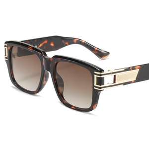 <span class=keywords><strong>Gafas</strong></span> <span class=keywords><strong>de</strong></span> <span class=keywords><strong>sol</strong></span> transfronterizas híbridas <span class=keywords><strong>de</strong></span> plástico dorado cuadrado 3241 para hombres y mujeres <span class=keywords><strong>gafas</strong></span> <span class=keywords><strong>de</strong></span> <span class=keywords><strong>sol</strong></span> <span class=keywords><strong>gafas</strong></span> al por mayor <span class=keywords><strong>Amazon</strong></span> - Product Image 5