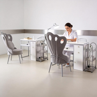 Station de manucure double moderne avec cadre doré, plateau blanc, tiroirs de rangement, mobilier de salon confortable, table à ongles