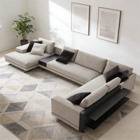 Canapé modulaire en tissu beige clair en forme de L, trois places, éponge haute densité, table d'appoint en bois noir, salon moderne haut de gamme