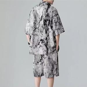 Conjunto de Dos Piezas de Camiseta de Manga Corta con Estampado de Salpicaduras de Tinta y Pantalones Cortos Deportivos Casuales de Verano para Hombre, Marca de Moda, Fresco y Informal, Tejido de Ganchillo - Product Image 4