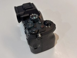 Appareil photo numérique reflex numérique HFT Professional Alpha <span class=keywords><strong>A7</strong></span> <span class=keywords><strong>IV</strong></span> plein format, vidéo 4K UHD, capteur CMOS, carte SD, écran HD 3,0 pouces, garantie 1 an - Product Image 6