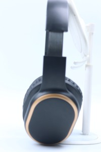 Casque de jeu supra-auriculaire sans fil Annulation active du bruit (ANC) Indicateur LED JL Hi-Fi Sound Bass Boost IPX4 Waterproof - Product Image 4