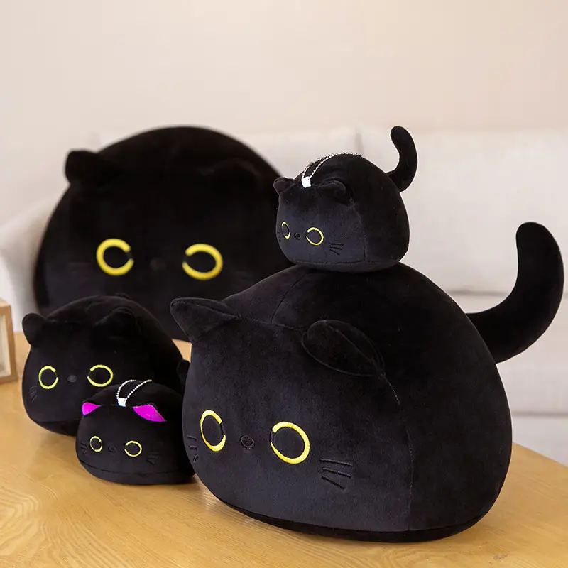 Échantillon gratuit Jouet en peluche chat noir en coton doux poupée en peluche mignon chat noir oreiller pour filles jouet pour enfants