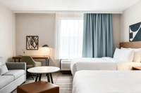 Meubles d'hôtel haut de gamme Staybridge Suites pour projets hôteliers : Canapé, Table, Chaise, Lit