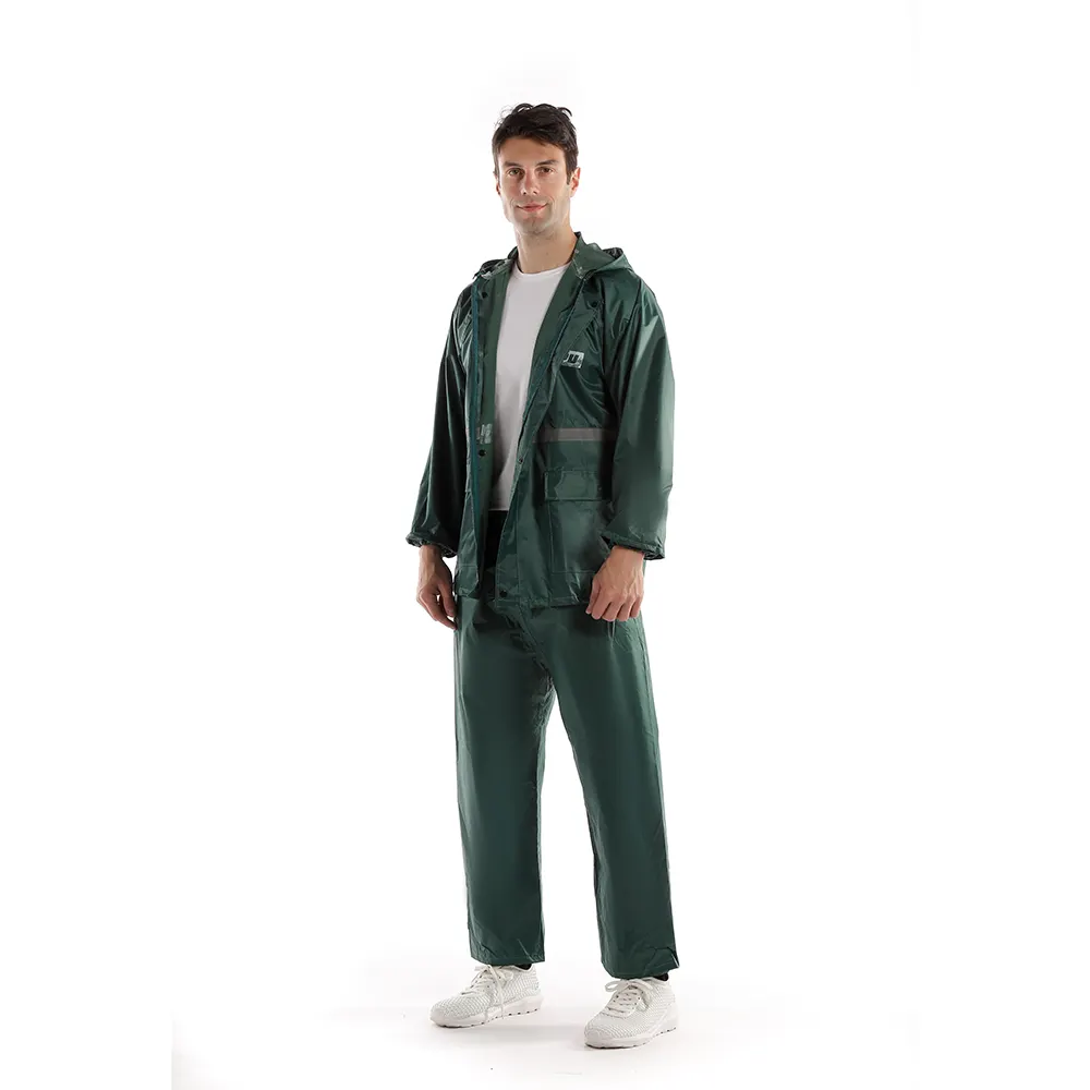 최고 판매 남자의 튼튼한 폴리에스터 비 세트 XXL 산업 국가 스타일 방수 비옷과 재킷 바지 세트