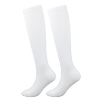 Chaussettes de compression personnalisées avec logo pour le soutien musculaire, chaussettes de sport pour marathon, chaussettes de compression hautes pour activités de plein air