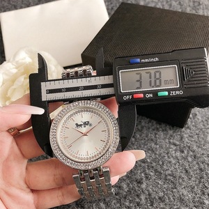 Reloj de Cuarzo para <span class=keywords><strong>Mujer</strong></span> con Diamantes Moissanite, Caja de Aleación de 38 mm de Diámetro y Pantalla de Agujas - Product Image 3
