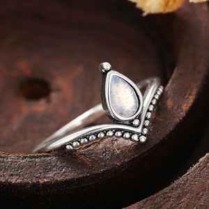 Ciondolo T0933 in Pietra di Luna con Montatura in Argento 925, Stile Bohémien, Unisex, per Uso Quotidiano - Product Image 3