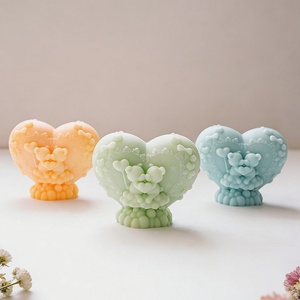 Nuevo Molde de Silicona de Grado Alimenticio TangChu para Velas con Forma de Oso y Corazón, Hecho a Mano en China - Product Image 3