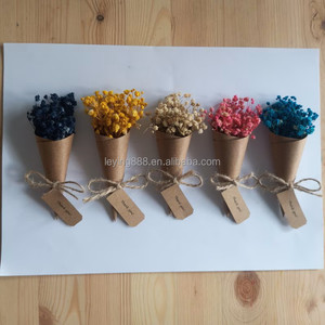 Ramo de Flores de Gypsophila Mini Personalizado Hecho a Mano al por Mayor con Imán, Flores Secas de Color Personalizado, Regalos de Boda para Invitados - Product Image 3
