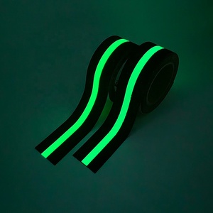 Nhà Sản Xuất 50Mm Chiều Rộng Phát Sáng Trong Bóng Tối Không Trượt Băng An Toàn Chống Trượt Sáng Grip Kéo Băng Cho Cầu Thang - Product Image 2