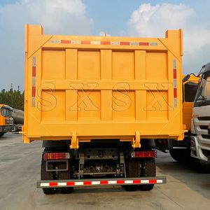 Venta caliente Sinotruck Howo 371hp 8x4 12 Wheeler <span class=keywords><strong>Dumper</strong></span> <span class=keywords><strong>Truck</strong></span> 40 Ton Tipper Dump <span class=keywords><strong>Truck</strong></span> Cámara trasera Euro 2 Diesel Nuevo precio bajo - Product Image 4