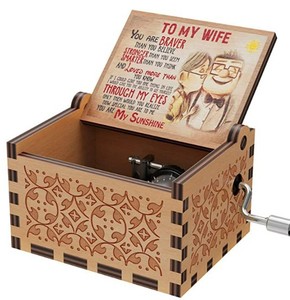 YIYU - Caja de Música de Madera Contrachapada con Manivela, Estilo Americano, Rectangular, con Sonido de los Años 30, You Are My Sunshine - Product Image 2