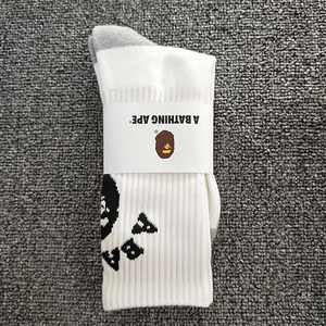 Chaussettes de cyclisme au design nouveau, chaussettes de sport de haute qualité personnalisées pour hommes, chaussettes de sport avec logo - Product Image 5