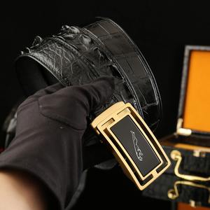 Ceinture formelle classique pour homme en peau de crocodile personnalisée, avec boucle en acier à verrouillage automatique, légère et durable, largeur 3,5 cm - Product Image 4