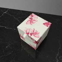 Boîte cadeau magnétique à rabat carré de luxe personnalisée, motif floral, emballage en carton pour cosmétiques, bijoux, parfums