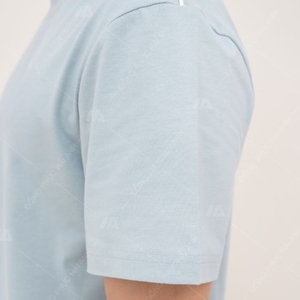 Service OEM T-shirt col rond vierge pour hommes T-shirt en coton et polyester T-shirt imprimé pour hommes et femmes Prix bon marché du Vietnam - Product Image 6
