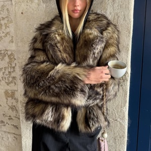 Nuevo Abrigo de Piel de Zorro Elegante y Personalizado de Alta Calidad para Mujer, Abrigo de Piel Informal y Holgado con Solapa, Abrigo de Piel Cálido de Invierno - Product Image 1