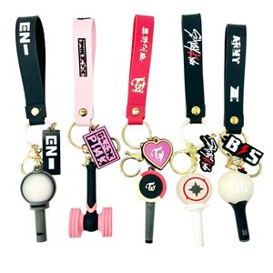 Nuevo llavero con luz LED de <span class=keywords><strong>BLACKPINK</strong></span>, mini martillo rosa, colgante para conciertos de Kpop, amuleto para bolso de Jisoo y Jennie - Product Image 1