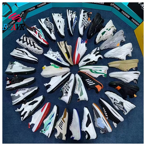 Chaussures d'occasion à prix de liquidation, chaussures de seconde main pas chères en stock, chaussures de marque usagées en balles à vendre du Royaume-Uni - Product Image 4