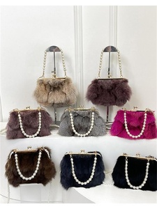 <span class=keywords><strong>Bolso</strong></span> de Mano Zeyu de Piel Sintética de Zorro con Cierre Kiss Lock, Asa de Perlas y Cadena Dorada, <span class=keywords><strong>Bolso</strong></span> de Hombro Cruzado para Mujer, Invierno, Noche, Piel Sintética Ecológica, ODM - Product Image 6
