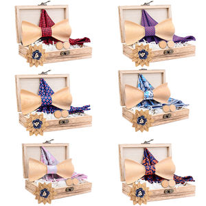 Nouveau <span class=keywords><strong>noeud</strong></span> <span class=keywords><strong>papillon</strong></span> en <span class=keywords><strong>bois</strong></span> d'érable 3D pour hommes soie poche carré boutons de manchette broche ensemble costume <span class=keywords><strong>mariage</strong></span> <span class=keywords><strong>noeud</strong></span> <span class=keywords><strong>papillon</strong></span> avec boîte-cadeau - Product Image 1