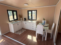 Maison Modulaire Préfabriquée de Luxe avec 2 Chambres et 1 Salle de Bain, Modèle de Bureau à Domicile, Maison Conteneur Extensible, Maison Capsule