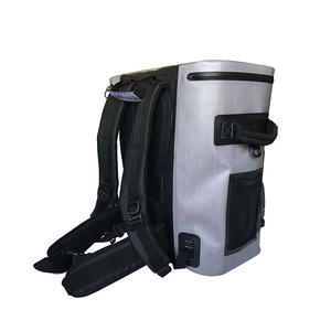 Sac isotherme portable 30L avec logo personnalisé pour déjeuner et vin avec design rayé pour le camping et la randonnée - Product Image 4