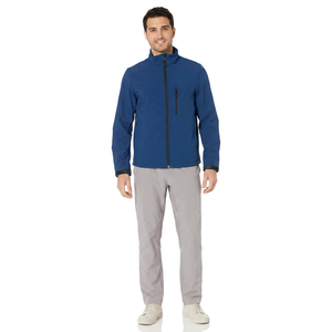 Chaquetas Softshell Impermeables con Capucha de Buena Calidad y Cómodas para Hombre, Ropa de Exterior de Color Sólido, Hechas en Pakistán - Product Image 1