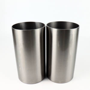 ปลอกสูบรถยนต์ระดับพรีเมียม 4D33 รุ่น OEM ME013333 ปลอกสูบเหล็กหล่อแบบกึ่งสำเร็จรูป ปลอกสูบ 4D33 สำหรับรถยนต์มิตซูบิชิ - Product Image 1