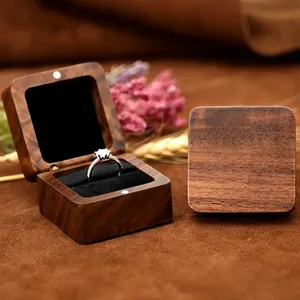 Caja de Madera para Guardar Joyas, Caja para Anillo de Compromiso para Propuesta - Caja de Madera para Anillo - Pequeña Caja para Anillo de Compromiso - Porta Anillos - Product Image 5