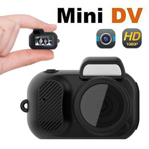 Mini <span class=keywords><strong>caméra</strong></span> numérique portable vintage 1080p 8MP avec flash intégré et stabilisation électronique de l'image, idéale pour l'intérieur et le divertissement - Product Image 6