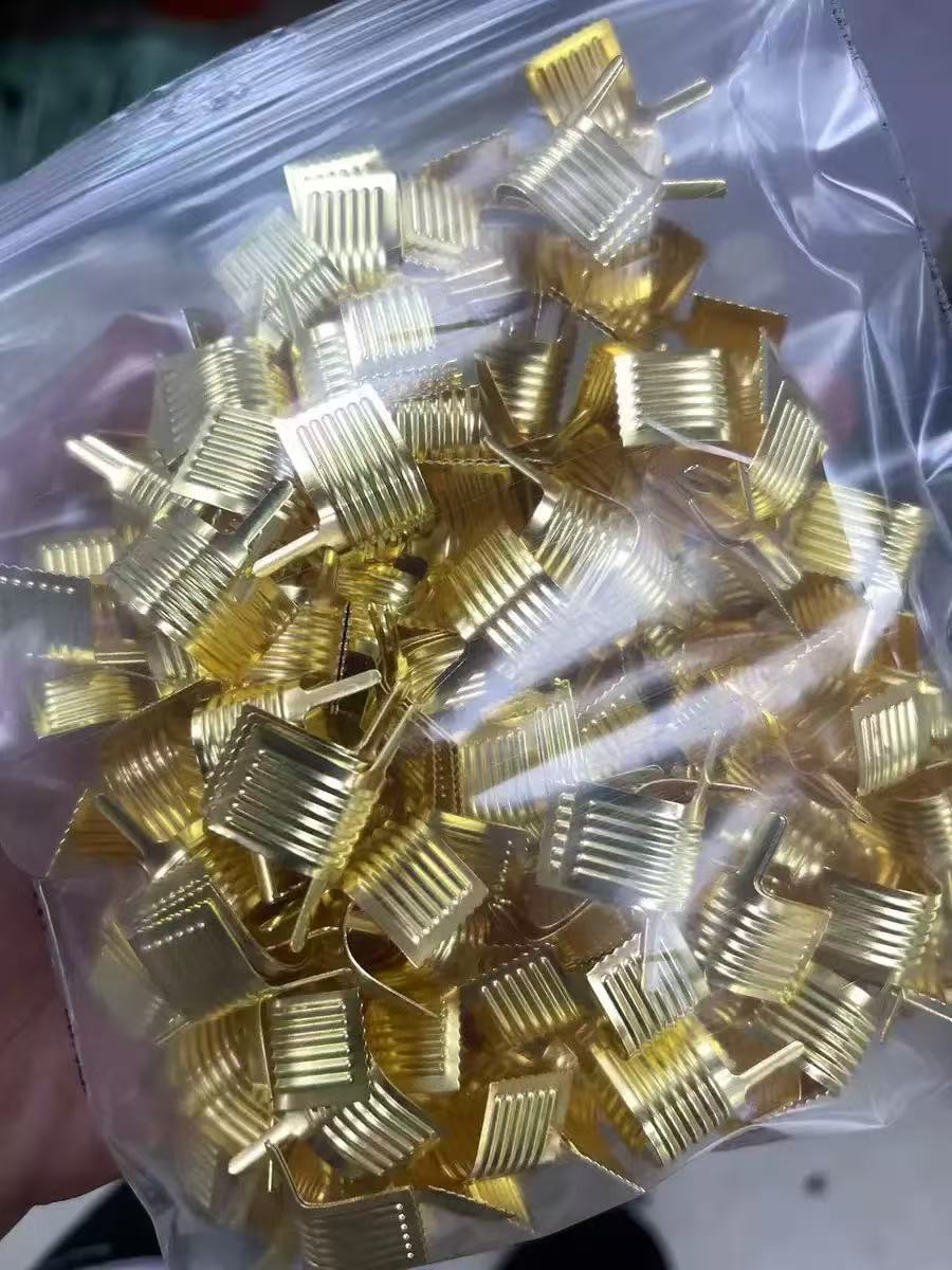 clip de oro