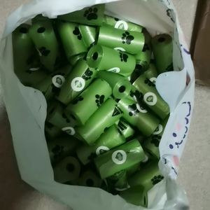 Bolsas de Plástico Ecológicas de Alta Calidad para Excremento de Perro, 80 Unidades, 4 Rollos, Duraderas, con Aroma a Frutas, 30x23cm, Estilo Atractivo, Gestión de Desechos de Mascotas - Product Image 4
