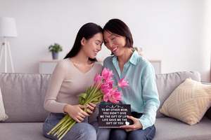 Give Me Another Mom Life Give Me Your <strong>Gift</strong> Wooden Plaque <strong>Gift</strong> for <strong>Stepmom</strong> Mom Mother-in-law Wall Hanging Decoration - Product Image 2