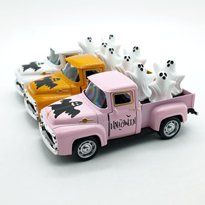 Voiture <span class=keywords><strong>miniature</strong></span> en métal moulé sous pression à l'échelle <span class=keywords><strong>1</strong></span>:32, certifiée CE CPC, écologique, 12,5 cm, jouet à friction pour enfants, chien de compagnie, ornement de Noël - Product Image 5