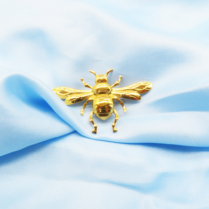 Venta al por mayor de ropa de mujer joyería moda oro insecto aleación abeja broche - Product Image 4