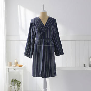 Peignoir unisexe 100% coton Best Seller Séchage rapide Vêtement de nuit d'été Tissu tissé respirant Léger Toute l'année ODM Fabriqué en Turquie - Product Image 1