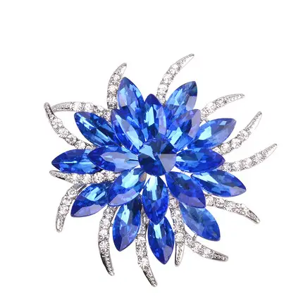 Broche élégante en cristal avec Logo personnalisé, motif floral, chaîne, strass, pour femmes, châle, 2021