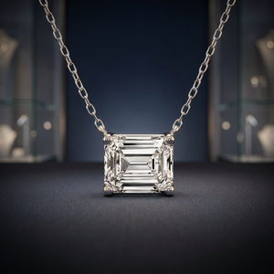 Pendentif en diamant or blanc taille émeraude, bijoux de luxe de créateur, collier de mariée, cadeau pour femme - Product Image 1