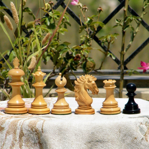 Jeu d'échecs de luxe de haute qualité Table de jeu raisonnable pour jeu d'échecs - Product Image 1