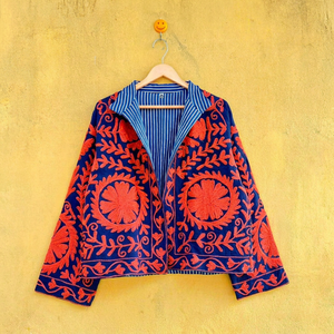 Chaqueta Bomber Reversible de Algodón Suzani con Bordado Floral a Mano, Cuello Camisero, Manga Larga, Secado Rápido, Estilo Boho para Mujer - Product Image 1