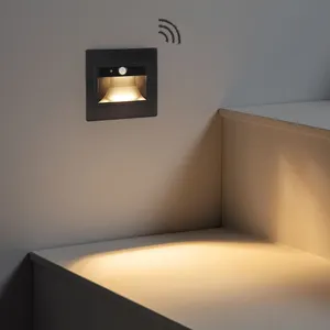 Iluminação inteligente para escadas de corredor e quarto com sensor LEDs para degraus de escadas