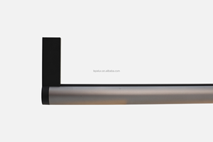 Système d'éclairage intégré pour tringle de penderie LED, éclairage de rail suspendu pour armoire moderne, éclairage intérieur YB4001-0 - Product Image 2