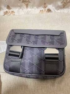 Sac Messager Vintage en PU Imprimé 2026 pour Hommes – Sac à Bandoulière Tendance Décontracté avec Compartiment Téléphone – Novax - Product Image 5