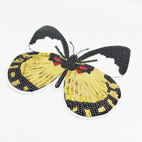 Petit quantité minimale de commande prêt à expédier Applique transfert de chaleur fer sur Patch personnalisé papillon paillettes broderie patchs