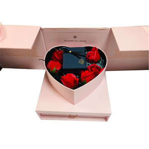 Tùy Chỉnh Sang Trọng Lớn Màu Hồng Hình Trái Tim Món Quà Tăng Bao Bì Các Tông Hộp Giấy Cho Hoa Và Sôcôla Với Chèn - Product Image 3